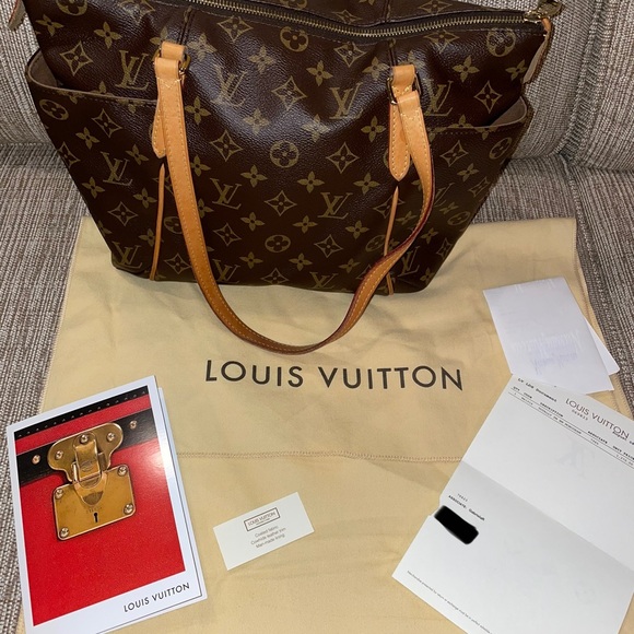 ✨Louis Vuitton Totally PM NM Monogram✨ - Picture 3 of 13